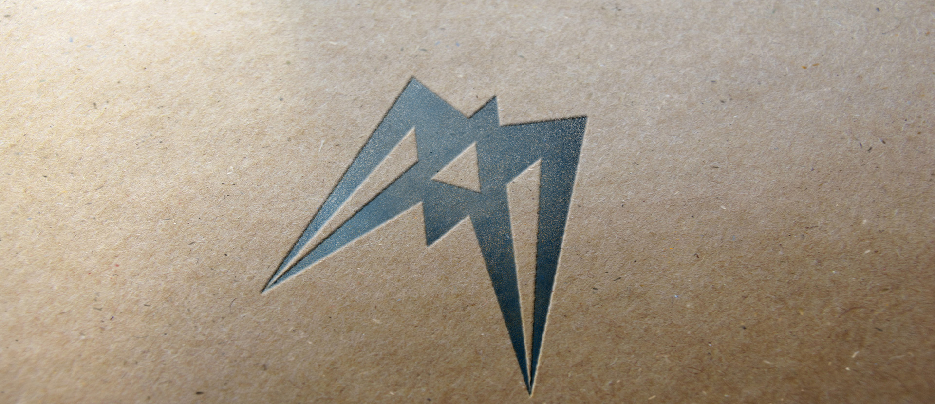 Alessandro Moronato è un Sistemista Linux Freelance con oltre 15 anni di esperienza